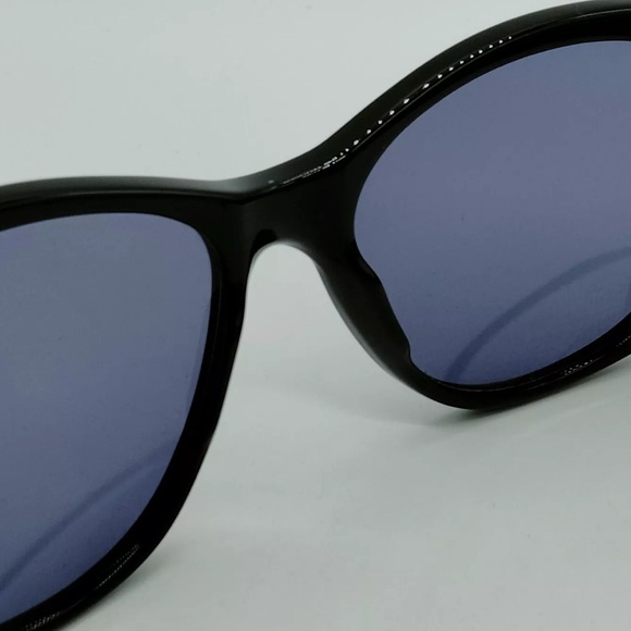 Stunning Authentic Black Chanel Sunglasses - Picture 6 of 9